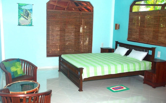 King Coconut Lodge