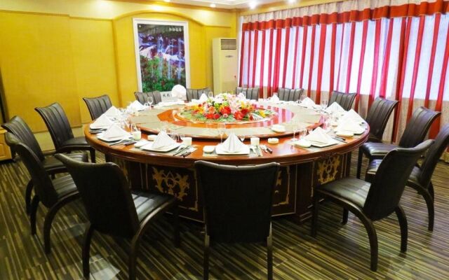 Lin Yuan Hotel