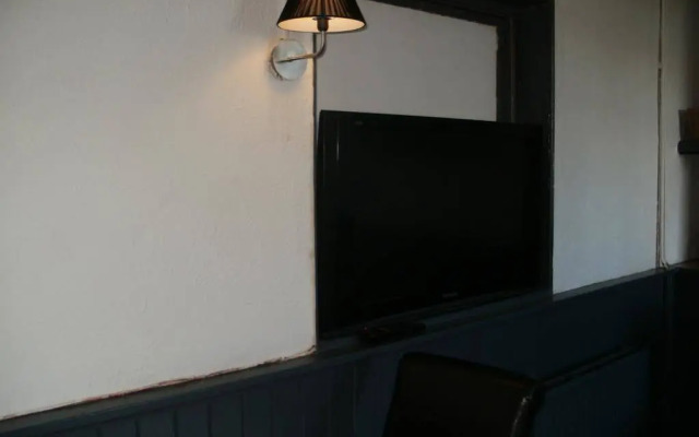 The Crown Inn - By Blunt Bars