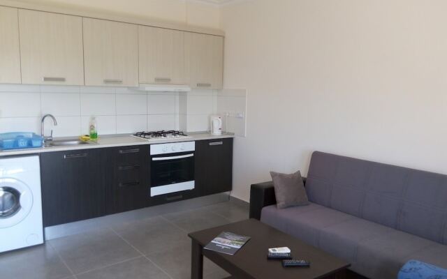 Studio Apartment at Longbeach