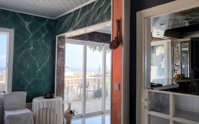 Private Standard Apartment Full View