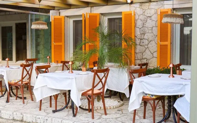 Staff Alaçatı