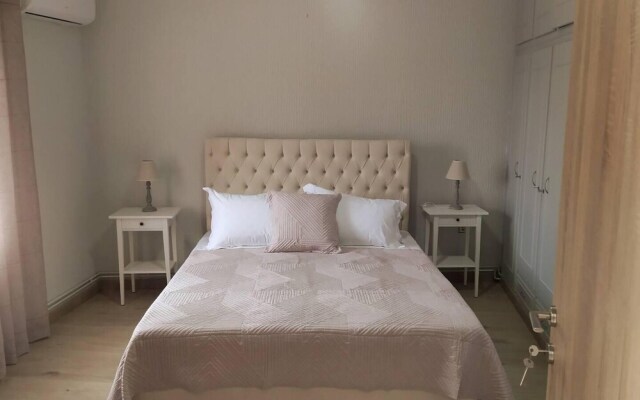 Nefeli House Syros ,