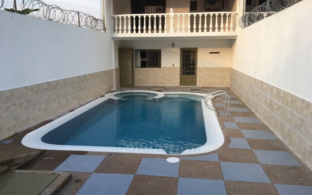 Casa con Piscina Privada y Jacuzzi
