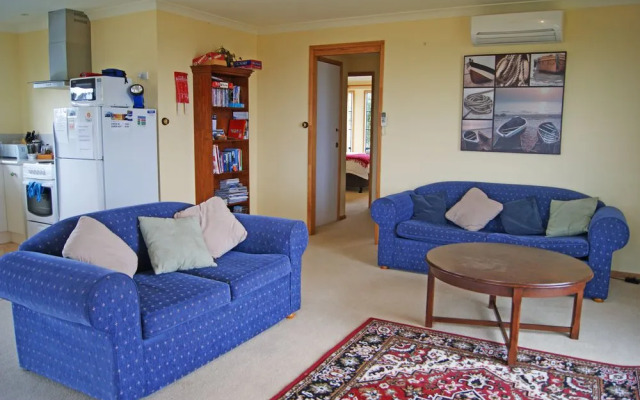 Omaroo Cottage Bruny Island