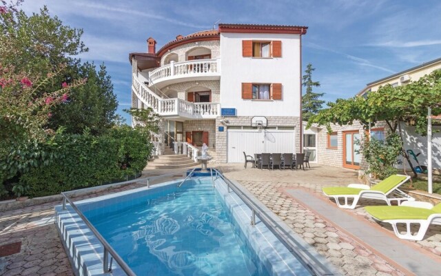 Nice Home in Pula With Wifi and 8 Bedrooms