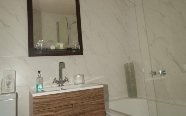 Cleavers Lyng - Guest house