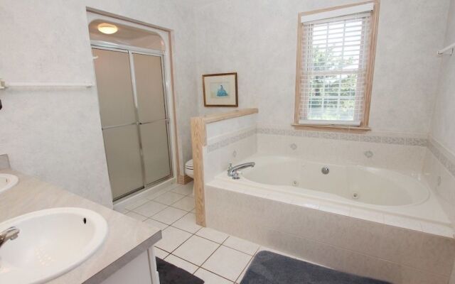 Galileo Point - 5 Br Home