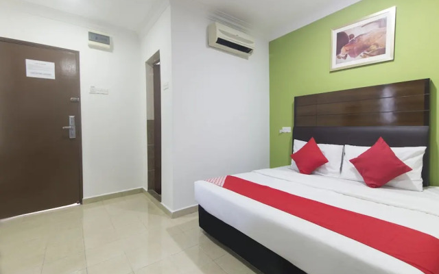 Venice Fajar Hotel by OYO Rooms