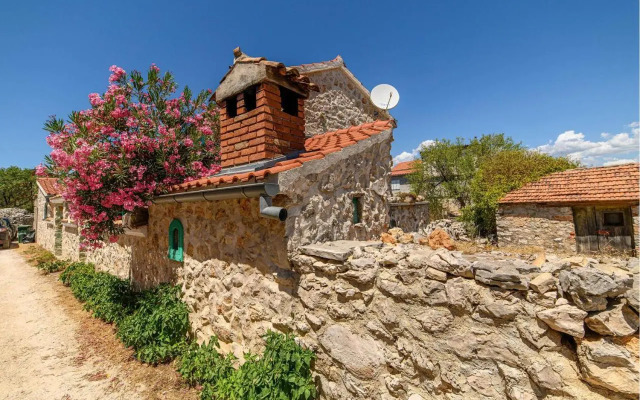 One-Bedroom Holiday home Jadrija with a Fireplace 03