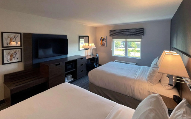 Comfort Inn & Suites