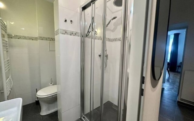 Designer Apartments - Near Danube
