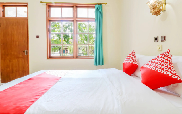 Super OYO 1654 Maha Bharata Kuta Inn