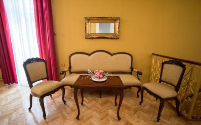 Niš City Center Guest House