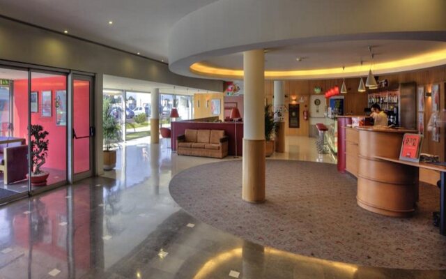 ibis Porto Sao Joao