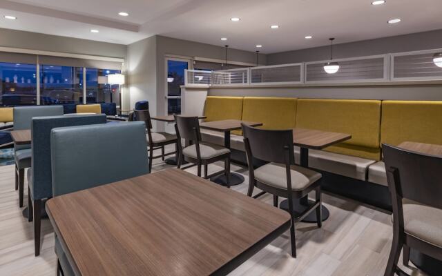 TownePlace Suites  by Marriott Leavenworth