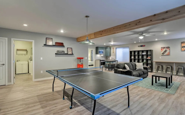 7 Mi to Dtwn Denver: Arvada Home w/ Patio