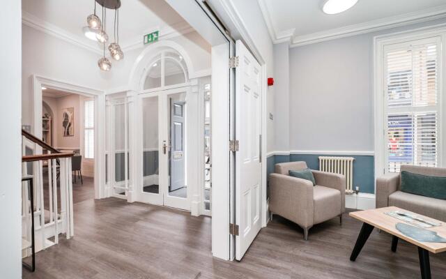 The Regent Aparthotel