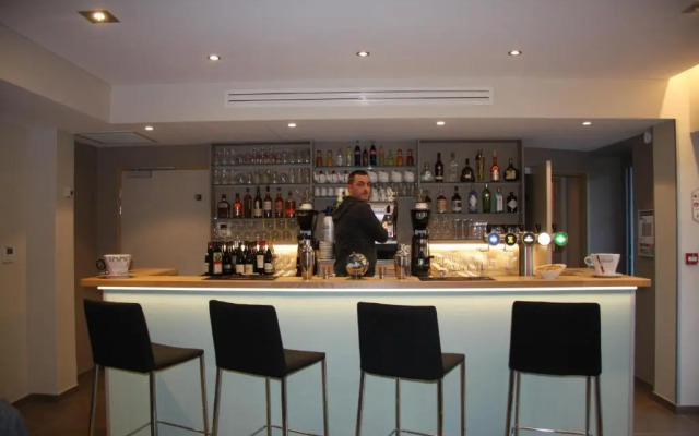 Hotel du Rhone Seyssel