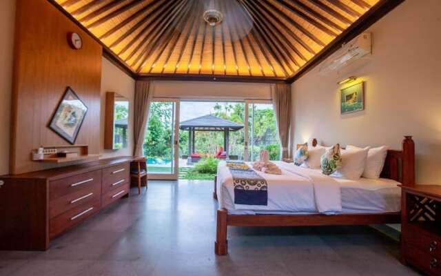 Luxury 3BR Kahuripan Villa