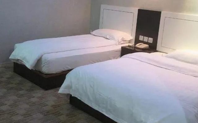 Super 8 Hotel (Hangzhou Binkang Road Subway Station)