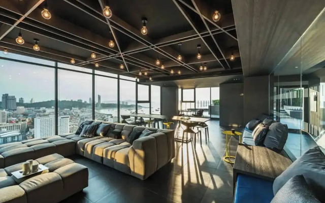 2 Bed Room Beautiful Location - Central Pattaya