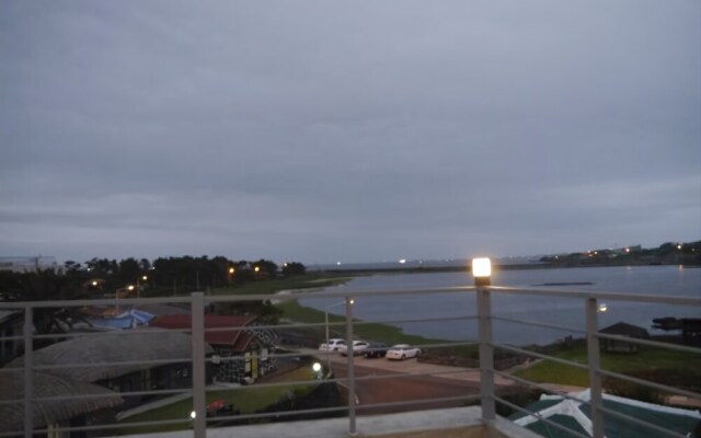 Jeju The Hado Spa Villa Pension