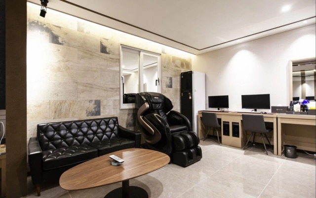 Deagu Seongseo Hotel KIM
