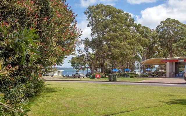 Villa Ellisa, Unit 1/10 Columbia Close
