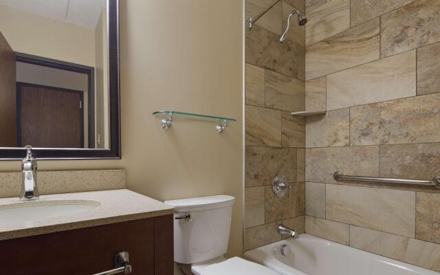 Best Western Plus Waterbury - Stowe