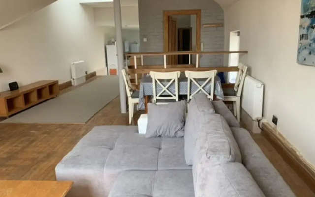 Fabulous 2-Bed loft Apartment in Buxton