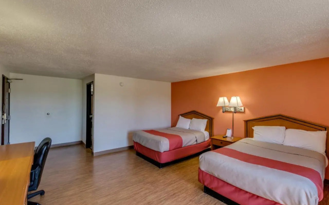 Super 8 Albert Lea Mn