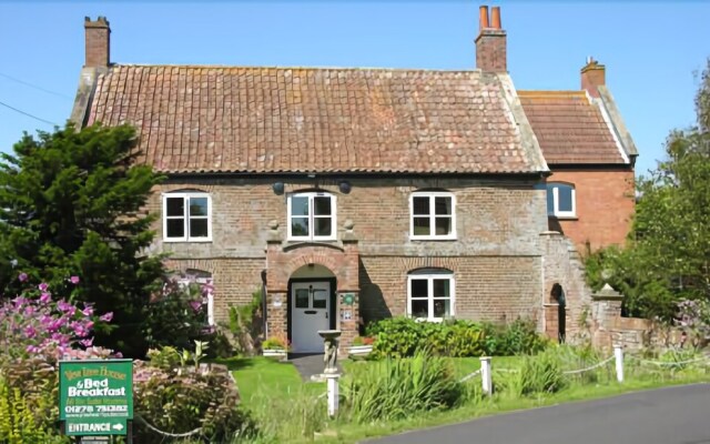 Yew Tree House - B&B