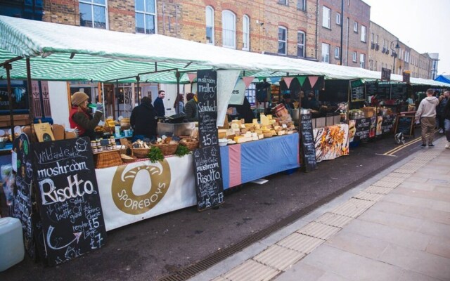 Bright And Stylish 1 Bedroom Apartment In London Fields