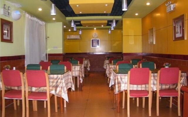 Home Inn Handan Zhonghua South Street