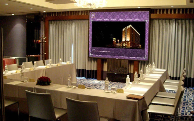 Grand Victoria Hotel