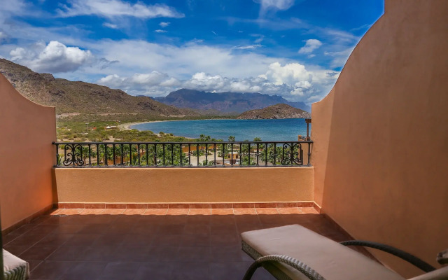 Villa del Palmar at the Islands of Loreto