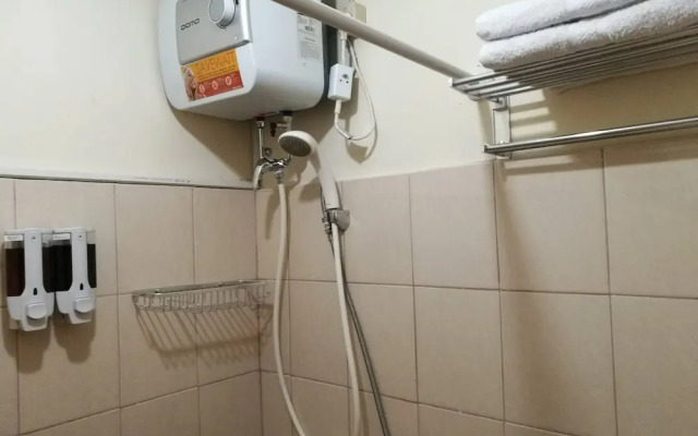 Pleasant Tifolia Studio Cozy Room In Kelapa Gading