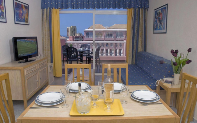 Apartamentos Marola Park