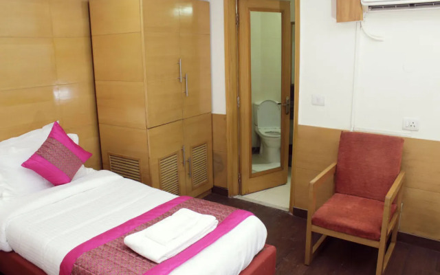 Hotel Daffodils Inn by FabHotels