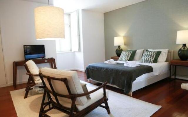 Lovelystay - Chiado 3Bedroom Wonder