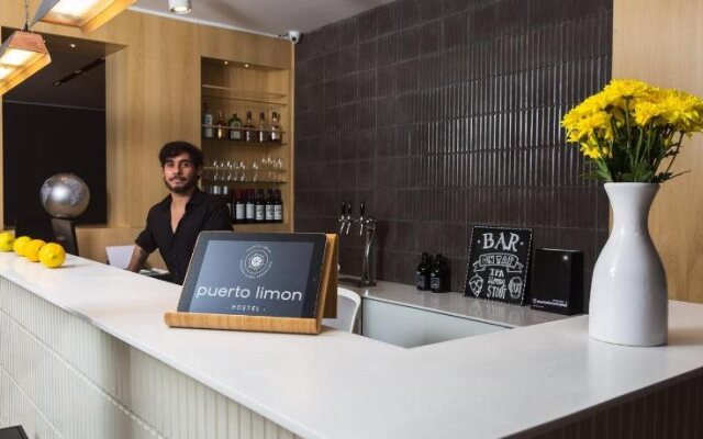 Puerto Limon Hostel