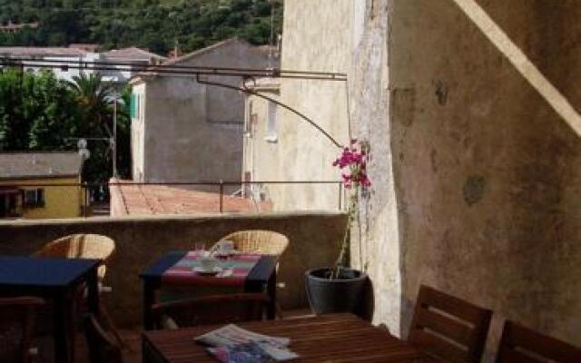 U Castellu Guesthouse
