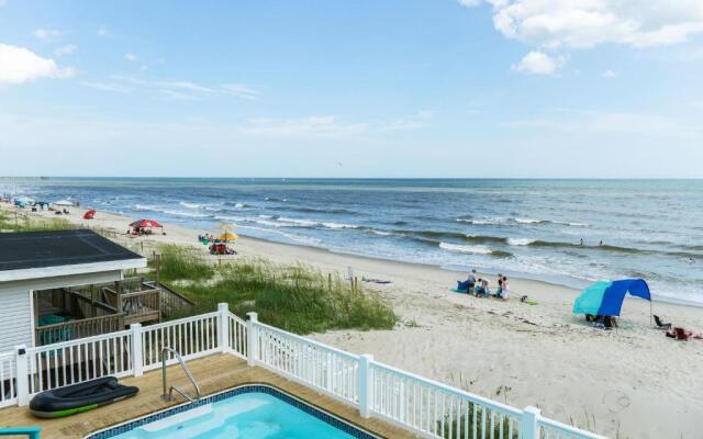 Clear Skies by Oak Island Accommodations