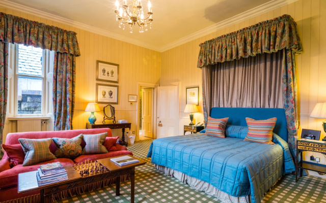 Inverlochy Castle