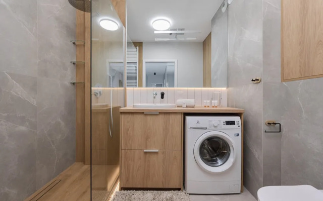 3 Bedroom Gwiaździsta 18 by Renters