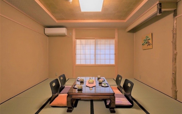 Private Residence Nijo-jo Nagomi – Guest Rooms – Kyoto