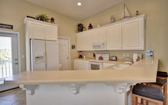 6717 Beach Drive - 1977178