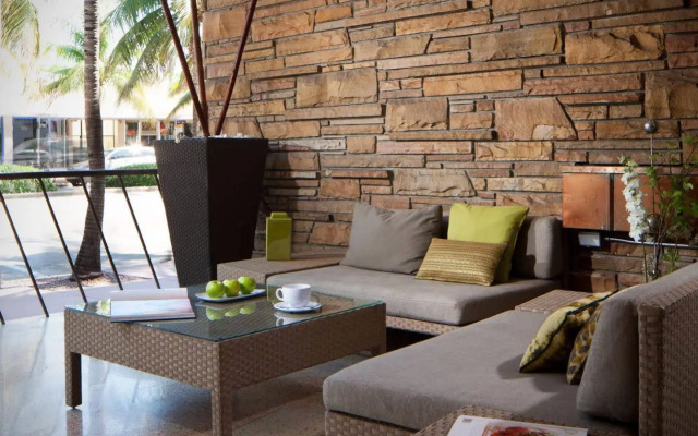 Courtyard by Marriott Miami Beach-South Beach