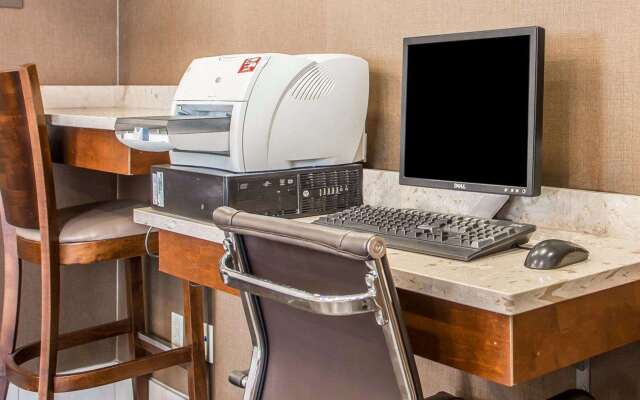 Comfort Inn Hammond I-94